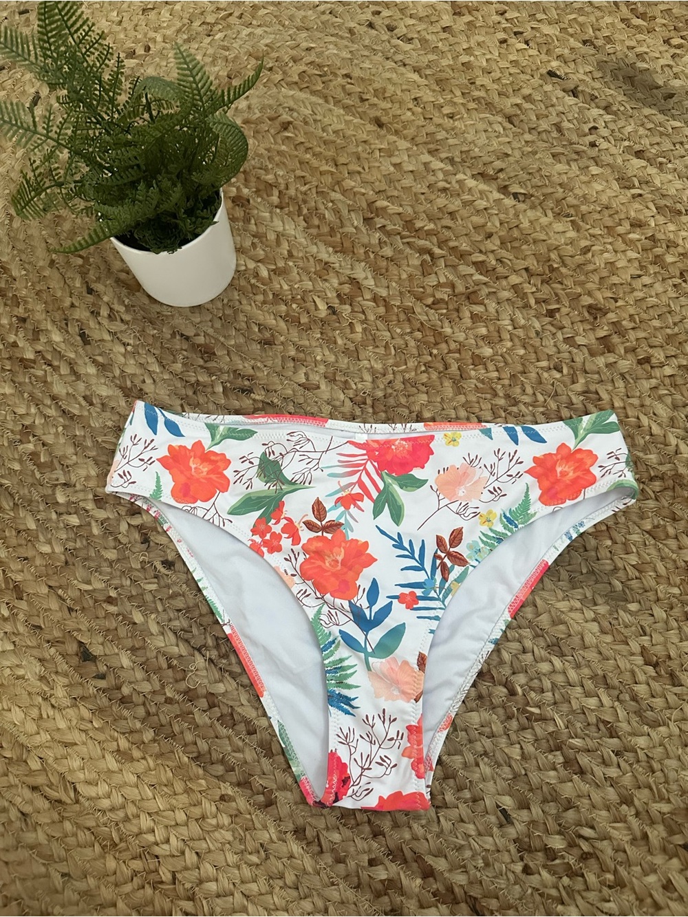 NWT FLORAL HIGH WAISTED BIKINI BOTTOMS